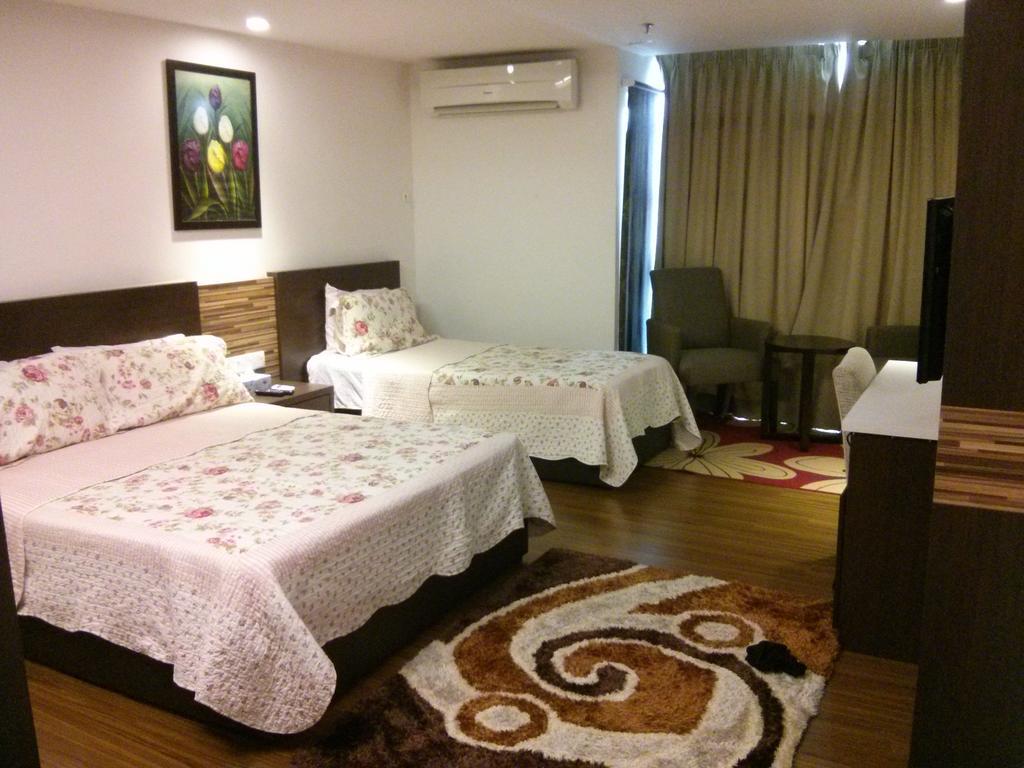 Adha Studio&Suite Kota Bharu Bagian luar foto